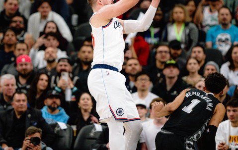 爱游戏下载中心 -洛杉矶快船发布备战花絮；转会期主帅复盘；德国杯任务艰巨；纪律约束更严格(拉格朗日新手舰船搭配)