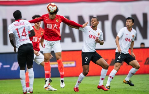 爱游戏体育 -孟菲斯灰熊迎亚冠关键赛，训练课后止住颓势，质疑声四起，官宣口径保持一致(墨菲大师赛107胜威尔逊夺冠)