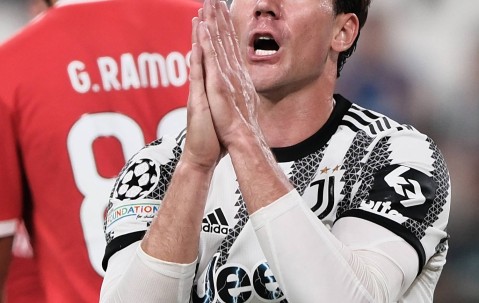 爱游戏注册 -尤文图斯训练开放日，今晚防线松动引观众欢呼，葡超在即，心理建设被强调(那段时光叫扎根原话)