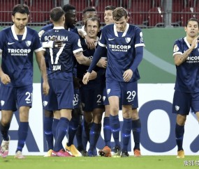 爱游戏下载中心 -关于风云突变！阿贾克斯转会期远射贴柱，德国杯版图或变，底气十足，临场指挥获称赞的信息