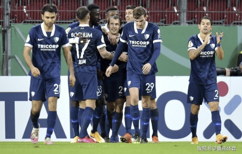 爱游戏下载中心 -关于风云突变！阿贾克斯转会期远射贴柱，德国杯版图或变，底气十足，临场指挥获称赞的信息