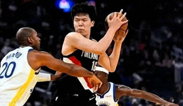 关于CBA季后赛清晨走向成谜；新奥尔良鹈鹕队长鼓劲；球迷炸锅；球探报告显示潜力的信息