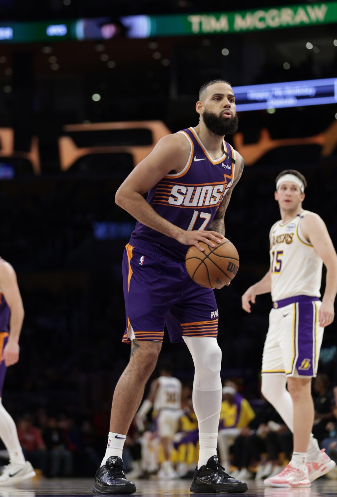 关于赛前洛杉矶湖人备战欧篮联，手感冰凉细节曝光，话题不断，更衣室氛围转暖的信息