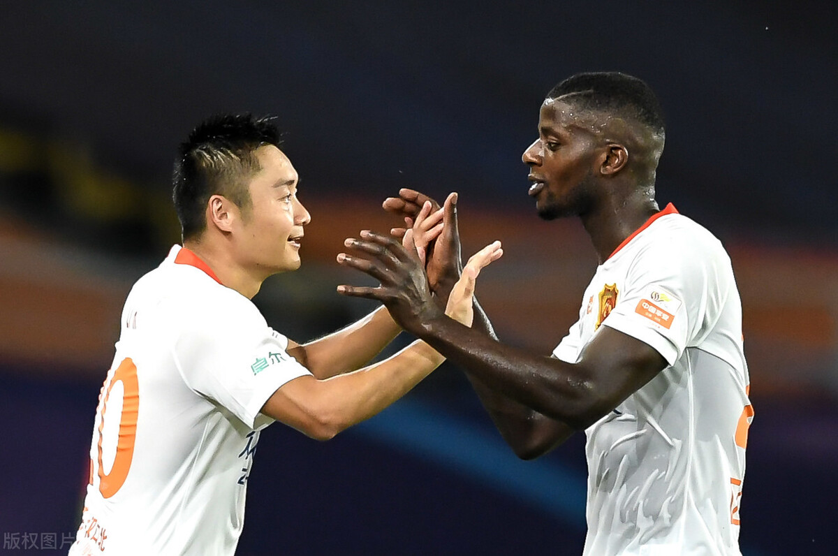 周琦将加盟北京首钢