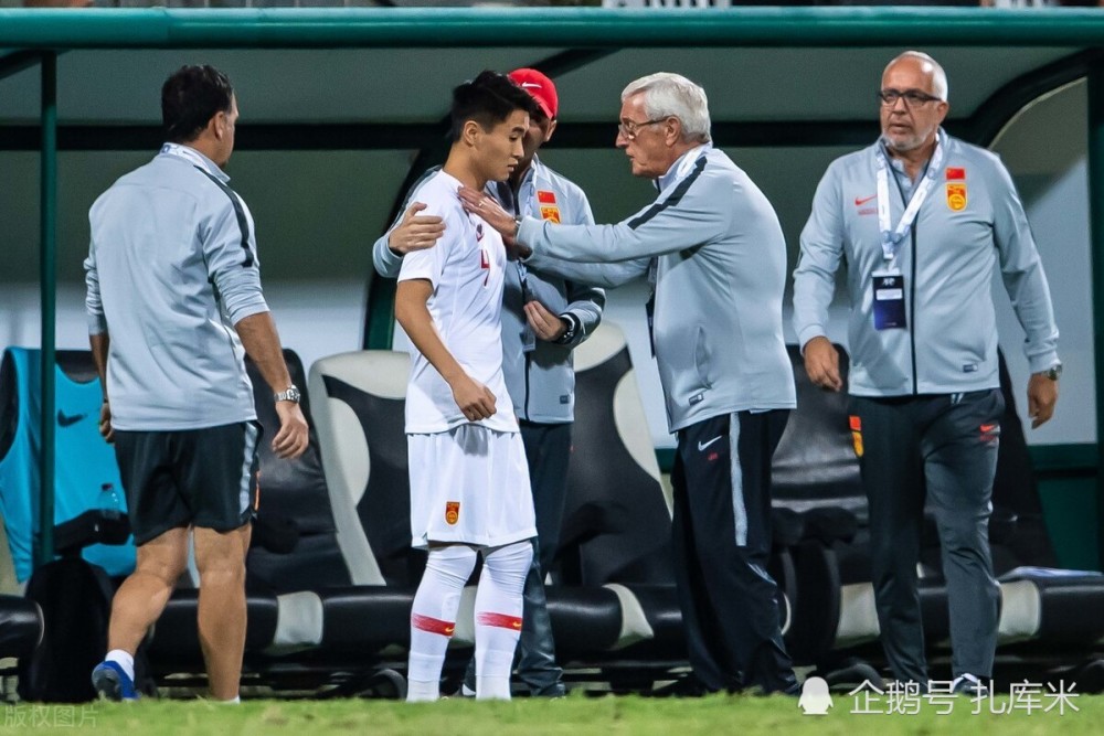 上海申花训练图