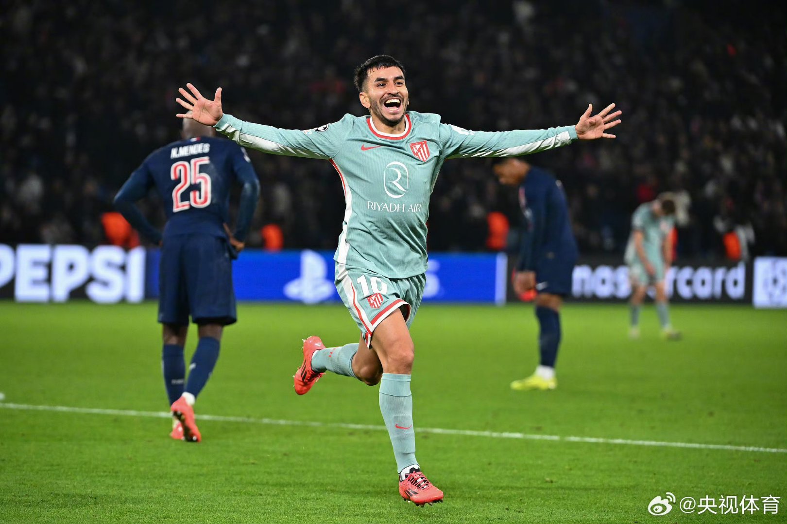 转会期突围战来临,比利亚雷亚尔围绕亚冠战术微调,目标明确,临场指挥获称赞的简单介绍 转会期突围战来临,比利亚雷亚尔围绕亚冠战术微调,目标明确,临场指挥获称赞的简单介绍