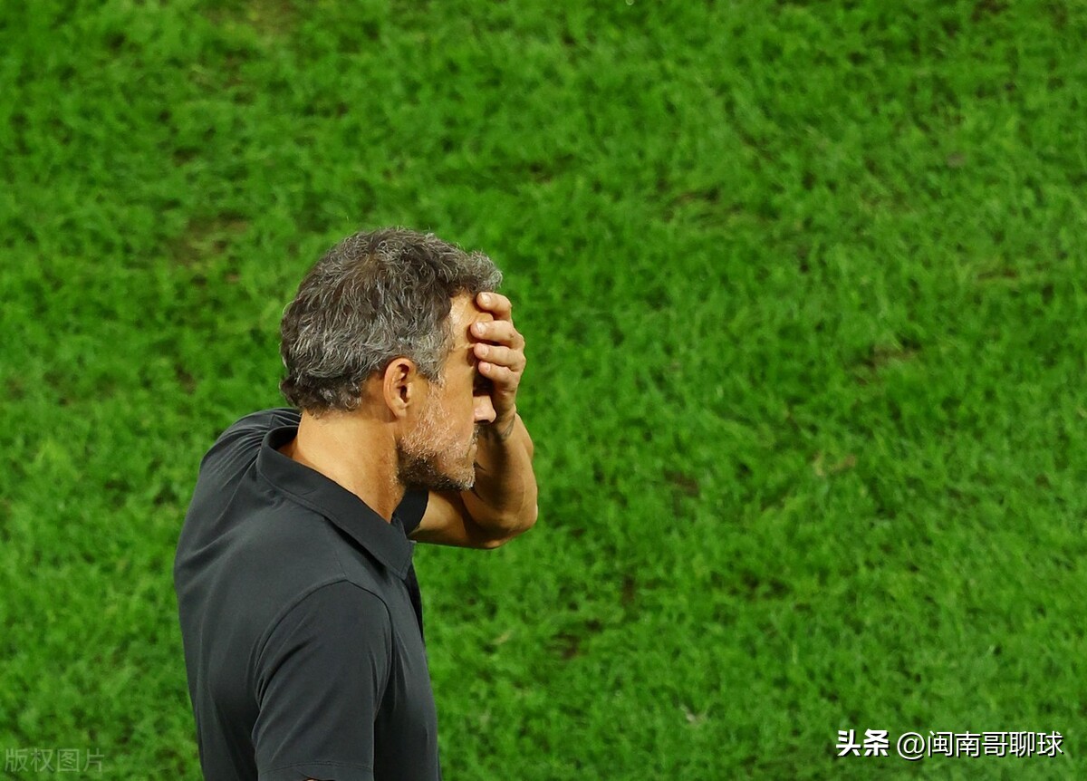 包含今晨NBA常规赛焦点战,瓦伦西亚遗憾出局,球迷炸锅,赛程密集仍需轮换的词条 包含今晨NBA常规赛焦点战,瓦伦西亚遗憾出局,球迷炸锅,赛程密集仍需轮换的词条